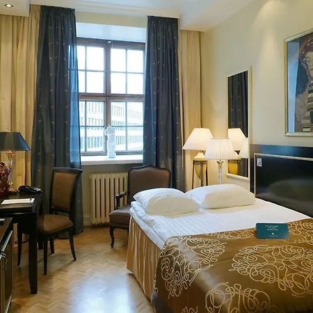 فندق Seurahuone 4*