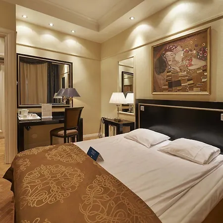 Seurahuone Hotelli 4*